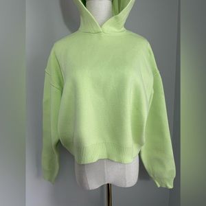 Zara women’s light green cropped sweatshirt size small